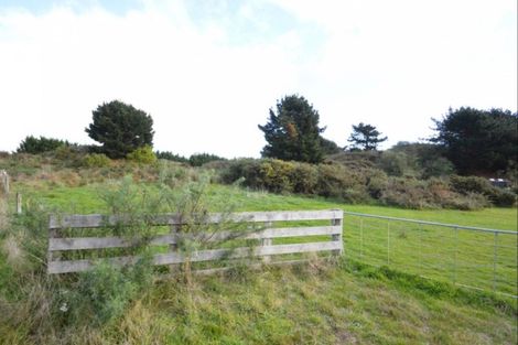 Photo of property in 6 Henham Lane, Waikawa Beach, Levin, 5573
