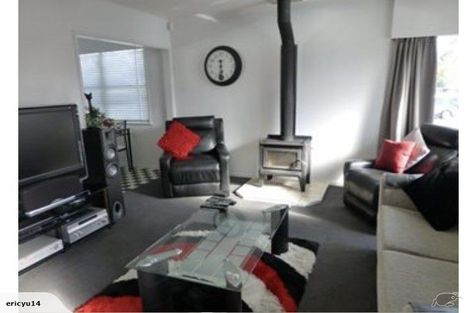 Photo of property in 112 Wharf Road, Te Atatu Peninsula, Auckland, 0610