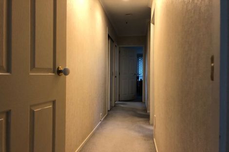 Photo of property in 28 Bayside Drive, Browns Bay, Auckland, 0630