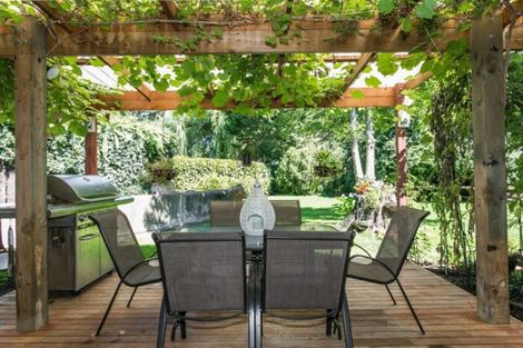 Photo of property in Hawthorne House, 1420 Railway Road South, Pakipaki, Hastings, 4178