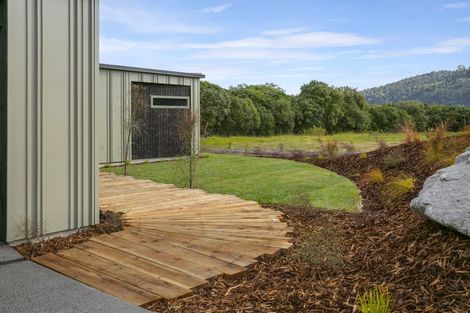 Photo of property in 60 Seven Oaks Drive, Kinloch, 3377