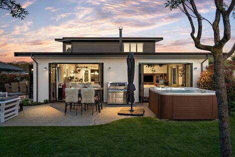 Photo of property in 3 Erskine Street, Lake Hayes, Queenstown, 9304