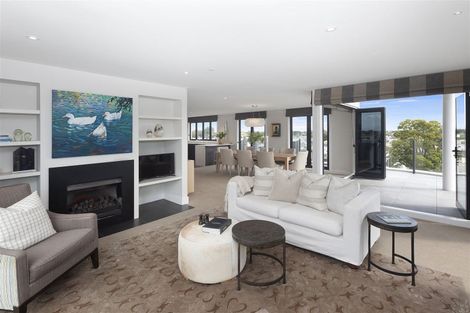 Photo of property in 50i Carlton Mill Road, Merivale, Christchurch, 8014