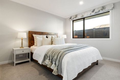 Photo of property in 32 Hugo Shaw Drive, Cambridge, 3434