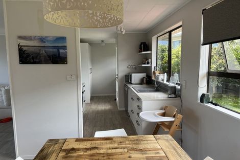 Photo of property in 36 Albatross Road, Red Beach, 0932