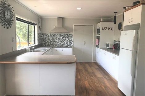 Photo of property in 12 Mamaku Rise, Welcome Bay, Tauranga, 3112