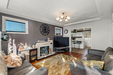 Photo of property in 132 Centennial Avenue, Helensburgh, Dunedin, 9010