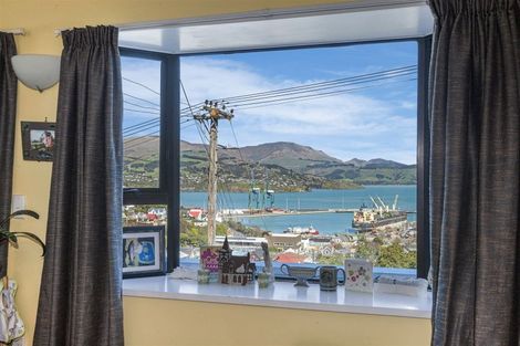 Photo of property in 18a Ripon Street, Lyttelton, 8082