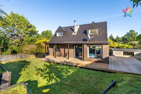 Photo of property in 191 Holborn Drive, Stokes Valley, Lower Hutt, 5019