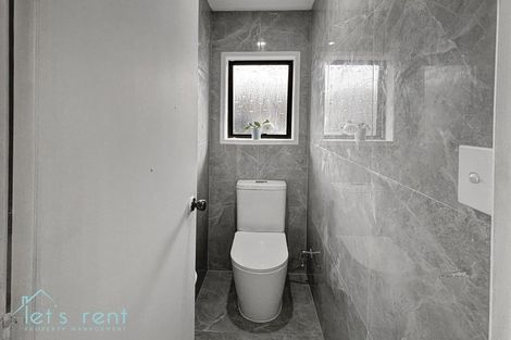 Photo of property in 2/21 Booker Place, Weymouth, Auckland, 2103