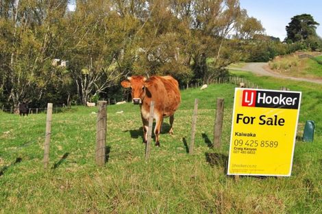 Photo of property in 25 Lupis Way, Kaiwaka, 0573