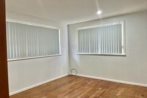 Photo of property in 72 Hepburn Road, Glendene, Auckland, 0602