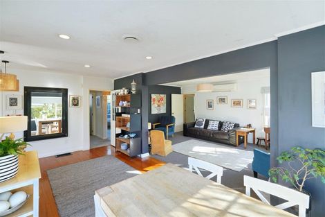 Photo of property in 42 Cutts Road, Russley, Christchurch, 8042