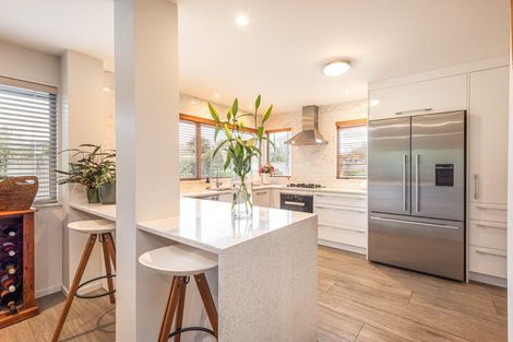 Photo of property in 95 Jeffreys Road, Strowan, Christchurch, 8052