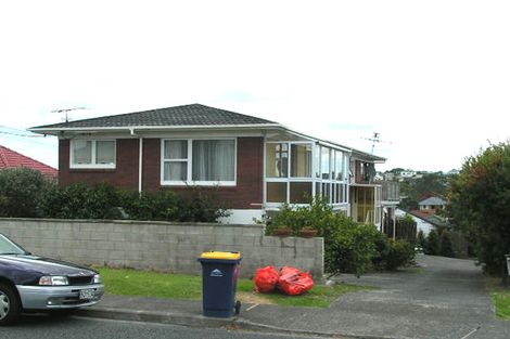 Photo of property in 2/7 Eversleigh Road, Belmont, Auckland, 0622