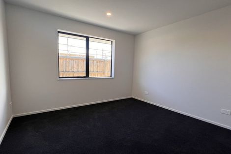 Photo of property in 132 Shillingford Boulevard, Rolleston, 7615