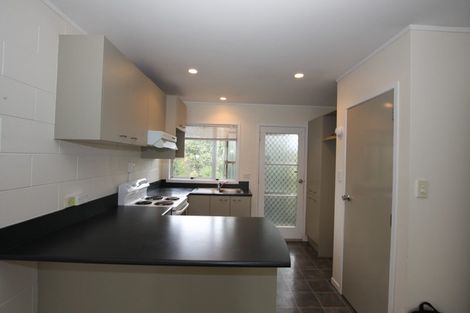 Photo of property in 6/27 Pakuranga Road, Pakuranga, Auckland, 2010