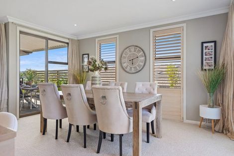 Photo of property in 24 Rexford Heights, Pyes Pa, Tauranga, 3112