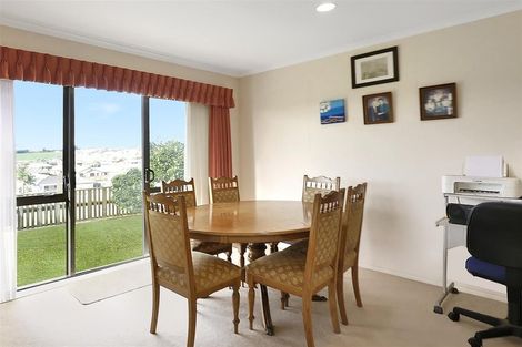 Photo of property in 2b Cannell Farm Drive, Te Puke, 3119