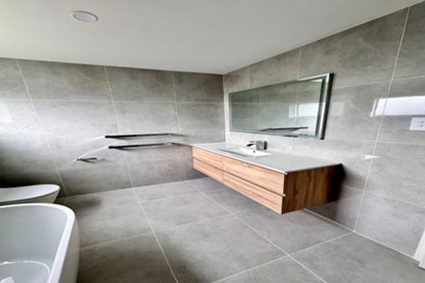 Photo of property in 20 Tiverton Crescent, Whalers Gate, New Plymouth, 4310