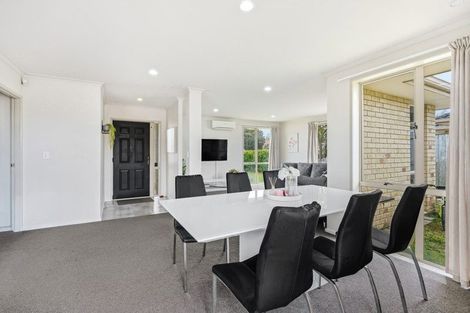 Photo of property in 30 Gardenia Close, Melville, Hamilton, 3206