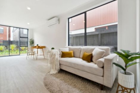 Photo of property in 15 Te Tihi Street, Wiri, Auckland, 2104