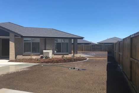 Photo of property in 21 Naeo Close, Papamoa Beach, Papamoa, 3118