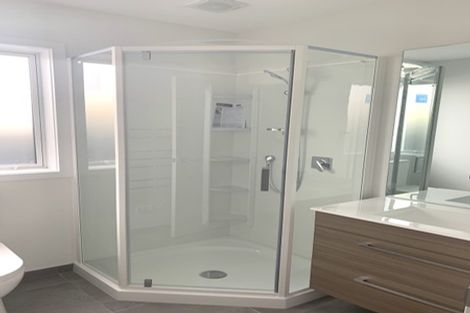 Photo of property in 35 Karearea Avenue, Kenepuru, Porirua, 5022