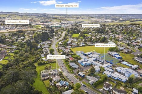 Photo of property in 117 Oreil Avenue, West Harbour, Auckland, 0618