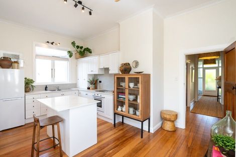 Photo of property in 19 Vigor Brown Street, Napier South, Napier, 4110