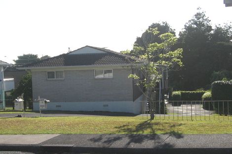 Photo of property in 2/32 Tui Road, Birkenhead, Auckland, 0626