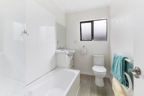 Photo of property in 3/49 Ranui Terrace, Tawa, Wellington, 5028