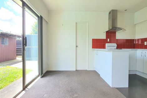 Photo of property in 21b Sunnypark Avenue, Rosehill, Papakura, 2113