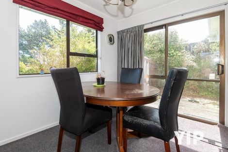 Photo of property in 14 Tortola Crescent, Grenada Village, Wellington, 6037