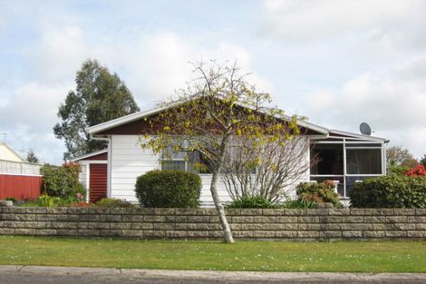 Photo of property in 2 Towai Street, Inglewood, 4330