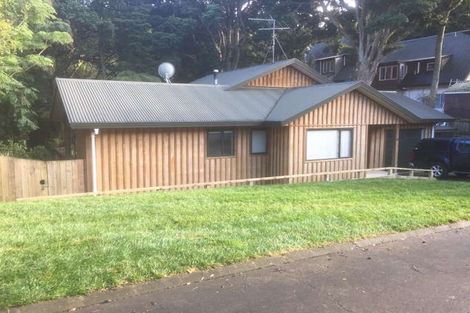 Photo of property in 39 Ewhurst Place, Goodwood Heights, Auckland, 2105