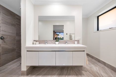 Photo of property in 61 Montia Close, Papamoa Beach, Papamoa, 3118