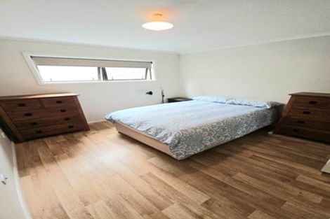 Photo of property in 19 Oxford Street, West End, Timaru, 7910