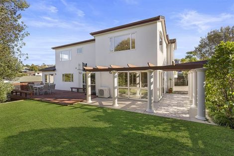 Photo of property in 3 Rosella Place, Murrays Bay, Auckland, 0630