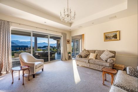 Photo of property in 15 Valley Crescent, Wanaka, 9305