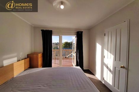 Photo of property in 3/263a Titirangi Road, Titirangi, Auckland, 0604