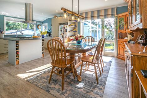 Photo of property in 135 Hauraki Road, Coromandel, 3506