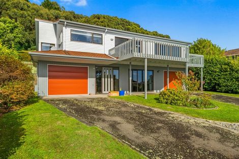Photo of property in 31 Mercury Way, Whitby, Porirua, 5024
