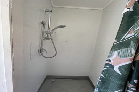 Photo of property in 5 Eagleson Street, Northcross, Auckland, 0632