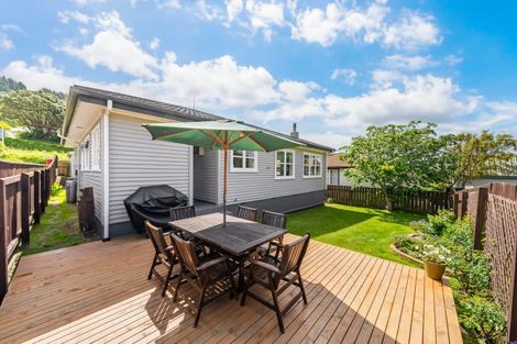 Photo of property in 342 Main Road, Tawa, Wellington, 5028
