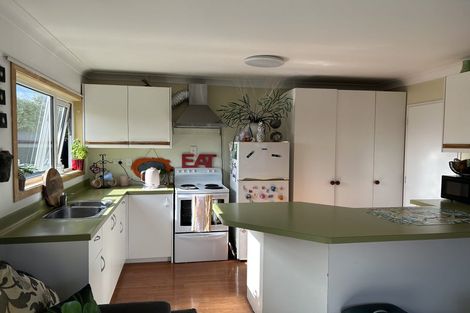 Photo of property in 207 Onepu Road, Lyall Bay, Wellington, 6022