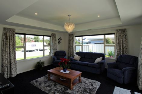 Photo of property in 17 Orchard Drive, Alexandra, 9320