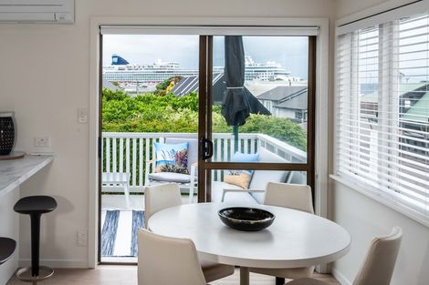 Photo of property in 20 Oceanview Road, Mount Maunganui, 3116