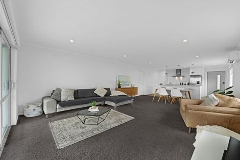 Photo of property in 110a Hillpark Drive, Pokeno, 2402