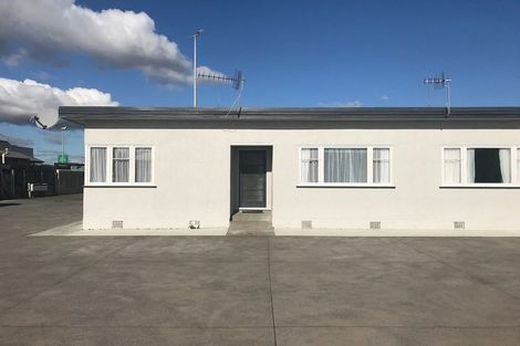 Photo of property in 229 Featherston Street, Palmerston North, 4410